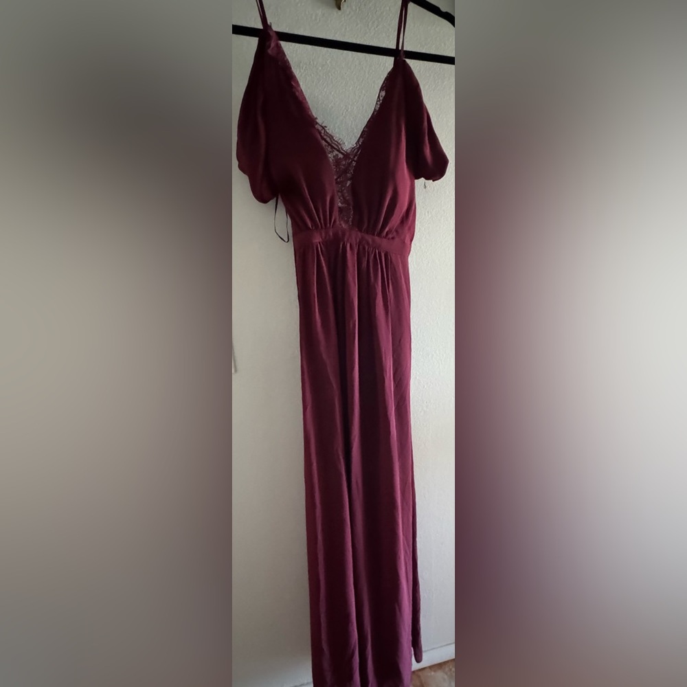 Elegant Burgundy Lace Dress